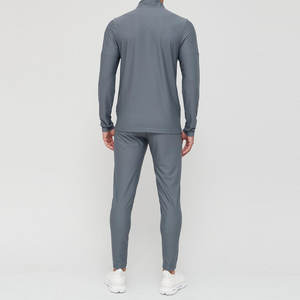 Conjunto Deportivo de Alta Calidad para Hombre, Modelo 2025, con Sudadera Bordada y Pantalones Deportivos, Diseñado para Entrenamiento Deportivo - Product Image 3