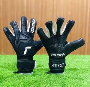 Gants de gardien de but en cuir de conception personnaliséeQualité professionnelle 4mm Grip allemand Latex de caoutchouc injecté pour les sports de plein air - Product Image 5