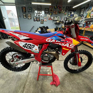 Sur Ron Dirt <b>Bike</b> Electric Ultra Bee 74V 12500W Mid Drive - New in Stock Hot Sale Dirt <b>Bike</b> Popular 4-stroke Sport Cross <b>Motor</b> - Product Image 1