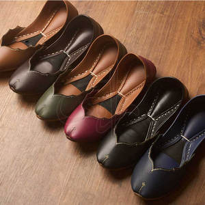 Custom Made Waterproof Light Weight Leather Khussas Factory Direct Sale Low MOQ Fashion <b>Design</b> - Product Image 5