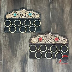 ที่แขวนผ้าพันคอแบบติดผนัง หนังแท้ลายดอกไม้สีฟ้าคราม งานแฮนด์เมด สไตล์คาวบอย ตกแต่งบ้านสไตล์เรโทร - Product Image 1