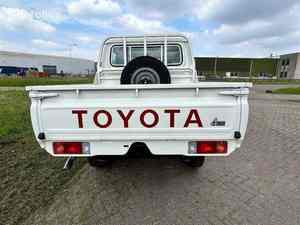 RECÍEN LLEGADO, TOYOTA LAND-CRUISERS USADO EN BUEN ESTADO, CAMIONETA DOBLE CABINA - Product Image 4