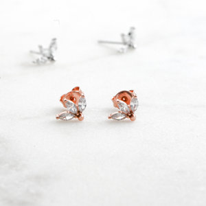 925 boucles d'oreilles victoriennes en argent Sterling coupe marquise CZ diamant pétale conception pour les fêtes de mariage nouveau cadeau à la mode classique - Product Image 2