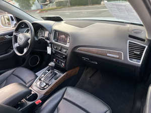 รถยนต์มือสองคุณภาพดีราคาประหยัด ปี 2014 ออดี้ คิว5 ไฮบริด 2.0T ควอตโตร เพรสทีจ พวงมาลัยซ้าย - Product Image 2