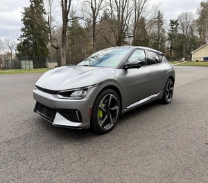 Abordable-vente aux enchères 2023 Kiaa EV6 GT AWD moteurs électriques voitures d'occasion à vendre - Product Image 1