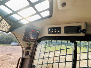 2018 Caterpillar 299D2 Minicargador Aprobado por La EPA Motor diésel que Incluye caja de cambios de motor PLC Accesorio de cubo usado - Product Image 6