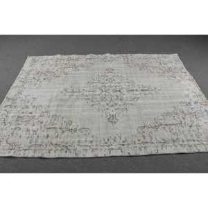 พรมตุรกีขนาดใหญ่ 5.5x7.9 ฟุต ลายสัตว์สีขาวสไตล์วินเทจ - Product Image 3