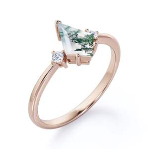 Anillo de compromiso de diamantes CZ de ágata verde musgo en forma de cometa de Plata de Ley 925 con grabado para bodas - Product Image 6