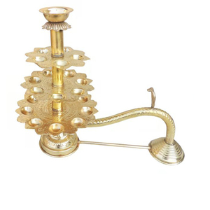 Tres neumáticos de latón puro 3 Batti Puja Arti para templo y gran Puja evento uso doméstico y decoración de templo - Product Image 1