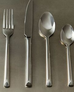 Juego de Cubiertos de Metal Hechos a Mano en India de Gran Calidad a Precio de Mayoreo, Cubiertos Plateados, Personalización de Logotipo para Uso en Servicios de Catering - Product Image 1