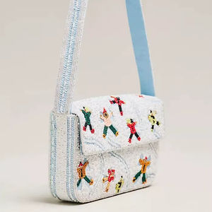 Sac à bandoulière haut de gamme fait main avec perles blanches, motif ski et figures colorées, sac à rabat pour station de ski, fournisseur direct, fabriqué en Inde - Product Image 1