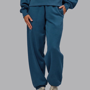 Wholesale Rate <b>Women</b> Stylish Fleece Tracksuit Set With Soft <b>Warm</b> Fabric Comfortable Fit Long Sleeve <b>Top</b> And Matching Bottom 2026 - Product Image 6