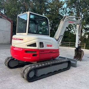 Vente en gros d'excavatrice compacte sur chenilles Takeuchi TB260, poids opérationnel de 5 tonnes, moteur Huade, vérin hydraulique, PLC, roulement disponible - Product Image 1