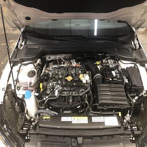 Alerte Offre Exceptionnelle! Volkswagen Golf R 2022 Super Propre, 315 ch, Turbo 4 cylindres, Transmission intégrale, Blanc Pur, Berline de Luxe - Product Image 6