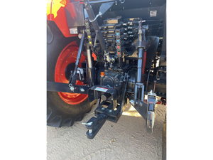 Kioti 70HP 4WD Compact Tractor Gear Drive Pump para agricultura Construcción ligera Alta productividad Potencia confiable Bajo mantenimiento - Product Image 3