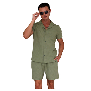 Ensemble chemise et short d'été pour homme en lin beige, coupe décontractée, manches courtes et col ample - Product Image 2