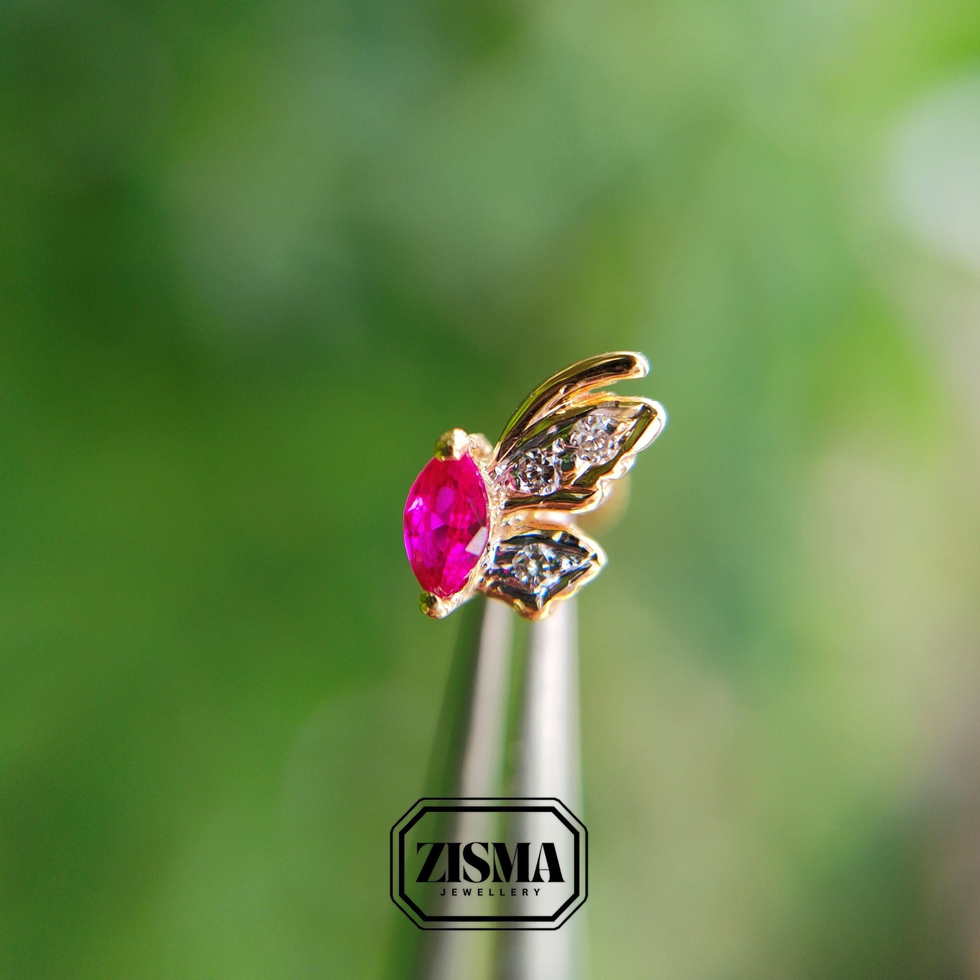 สีเหลืองทอง