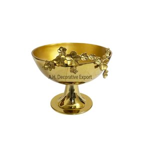 Nouveau design de bols dorés faits à la main bol de service à fruits en métal durable personnalisé hôtels plat de chocolat de table minimaliste - Product Image 1