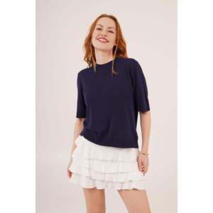 Blouse en tricot Lycra à manches courtes et col rond pour femme Lustrin - Haut fin bleu marine en gros pour un usage décontracté - Product Image 1