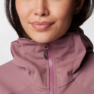 Vestes SoftShell personnalisées pour femmes Vestes élégantes pour les événements scolaires Mode sportive et décontractée Veste Softshell de meilleure qualité - Product Image 6