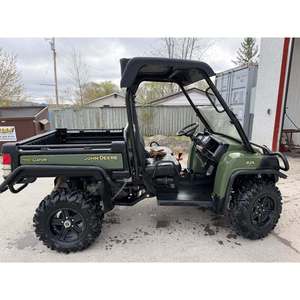 Premium John Deeree 825i Gator r UTV con motore a benzina da 812cc, trazione integrale e trasmissione CVT - Product Image 5