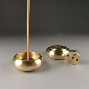 Quemador de incienso metálico recién llegado con un hermoso diseño de flores Mubkhar Bakhoor para el mejor regalo de Ramadán con tamaño personalizado - Product Image 4