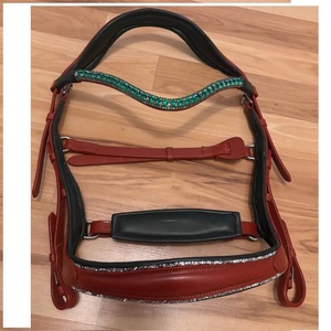 Nouvelle bride ergonomique monocrown complète/cheval, fronture verte avec rênes - Product Image 3