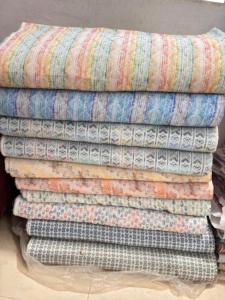 LinenFeel Dobby estampado moderno algodón tela Slub tejido técnica liso teñido patrón camisa vestido para niños niñas exportación listo - Product Image 4