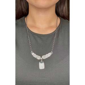 Collier en argent sterling Buffalo blanc, fabrication Navajo, design tendance en forme d'aile, perles de diamant et de perle dorées, idéal pour un cadeau ou une demande en mariage - Product Image 4