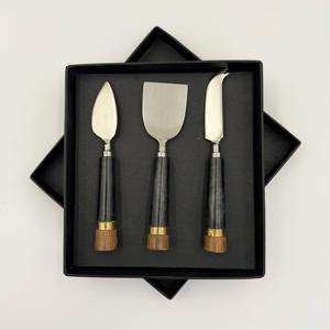 Juego de 3 Cuchillos para Queso de Acero Inoxidable Estilo Vintage Hechos a Mano para Servir Queso, Desayuno, Fiestas y Bodas - Product Image 1