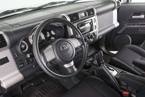 TOYOTA FJ CRUISER d'occasion 2010, conduite à gauche/droite - Product Image 2