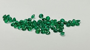 Lot d'émeraudes zambiennes naturelles calibrées de qualité supérieure AAA+, forme ronde de 3 mm, couleur vert vif, certifiées IGI, Sadiya International - Product Image 6