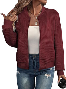 เสื้อแจ็คเก็ตบุขนแกะสำหรับผู้ชาย แบบสองแถวกระดุม สไตล์ลำลอง ODM ประดับเลื่อม ผ้าซอฟต์เชลล์ พร้อมฮู้ดถอดได้ แบบสองด้าน ใช้เป็นเสื้อแจ็คเก็ตบอมเบอร์กันลมได้ - Product Image 4