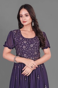 Precioso Vestido Indio Pakistaní de Tela Georgette para Fiestas Elegantes, Bodas, Estilo Bollywood Tradicional, Ropa Casual Tradicional - Product Image 3