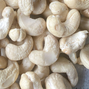 Venta caliente Mejor tarifa Anacardos crudos Anacardos W320 Anacardos Etiqueta privada Embalaje disponible - Product Image 1