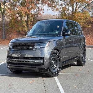 LAND ROVER RANGE ROVER P530 SE LWB 2024, moteur V8 biturbo de 4,4 L, 523 ch, transmission automatique, SUV/Crossover - Product Image 3