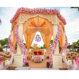 Decoración de Mandap de boda al aire libre contemporánea Impresionante boda romana Mandap al aire libre Boda moderna Decoración de Mandap al aire libre - Product Image 1