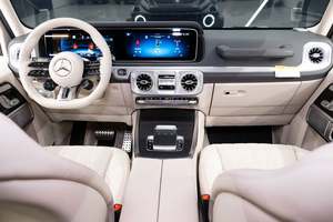 Mercedes-Benz Classe G AMG G 63 4MATIC 2025, moteur V8 biturbo de 4,0 L, 577 chevaux et 627 lb-pi de couple - Product Image 5