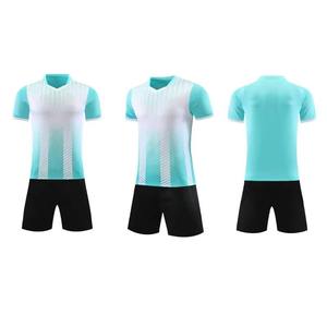 Ensemble de maillots de football personnalisés OEM en gros, impression numérique, couleur personnalisée, antibactérien, séchage rapide, respirant, polyester, équipe de football - Product Image 4