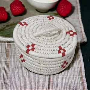 Prix de gros mignon fabriqué à la main Sabai herbe panier en osier décoratif Sabai herbe polyvalent conteneur panier de table pour la maison - Product Image 3