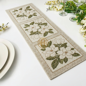 Chemin de table en perles, sous-plat, fait à la main, broderie florale, décoration d'hôtel, personnalisé - Product Image 4