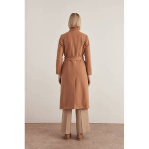 กระเป๋าสะพายไหล่ลายทอแบบฤดูใบไม้ร่วง รุ่น Camel Judge Yaka - Product Image 6