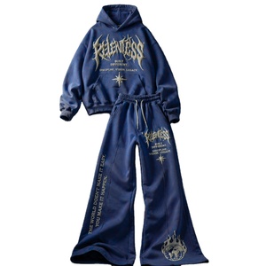 Ensemble de survêtement deux pièces personnalisé en coton respirant avec pantalon évasé, imprimé en relief et délavé à l'acide - Product Image 1