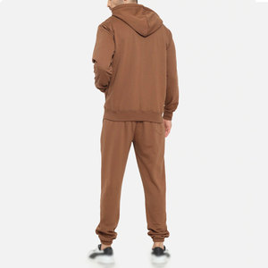 Trajes Deportivos Personalizados a Precio Económico para Hombre, Ropa Deportiva para Correr, Trajes de Entrenamiento para Hombre en Venta, Hechos en Pakistán - Product Image 3