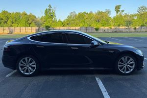 Mejor Precio de Subasta, Alta Demanda, Modelo 2015 SP85D - Product Image 5