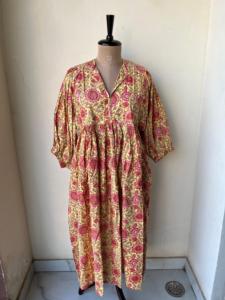 ชุดเดรสผ้าฝ้ายพิมพ์ลายดอกไม้สำหรับฤดูร้อนเดรสมินิเดรสมิดิผ้าฝ้ายพิมพ์ลายดอกไม้ทำมือสไตล์โบฮีเมียนสำหรับเป็นของขวัญในฤดูร้อน - Product Image 6