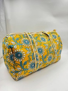 กระเป๋าผ้าคลัทธาผ้าฝ้าย100% ลายดอกไม้สีเหลืองมีซิปปิด-ทนทานความจุมากหรูหราสบายๆเป็นมิตรกับสิ่งแวดล้อม - Product Image 3