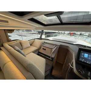 Yacht de luxe Nimbus 495 Flybridge, 6m, en aluminium, moteur inboard/outboard, bateau de patrouille, de pêche, de transport et de loisirs - Product Image 3