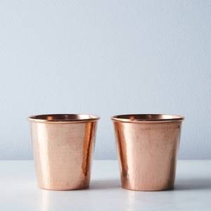 Mug décoratif en cuivre avec un design de corps arrondi - Product Image 1