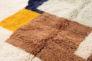 Alfombras de área de lana copetudas a mano de diseño vintage al por mayor alfombras bereber marroquí para sala de estar por ITHL - Product Image 3